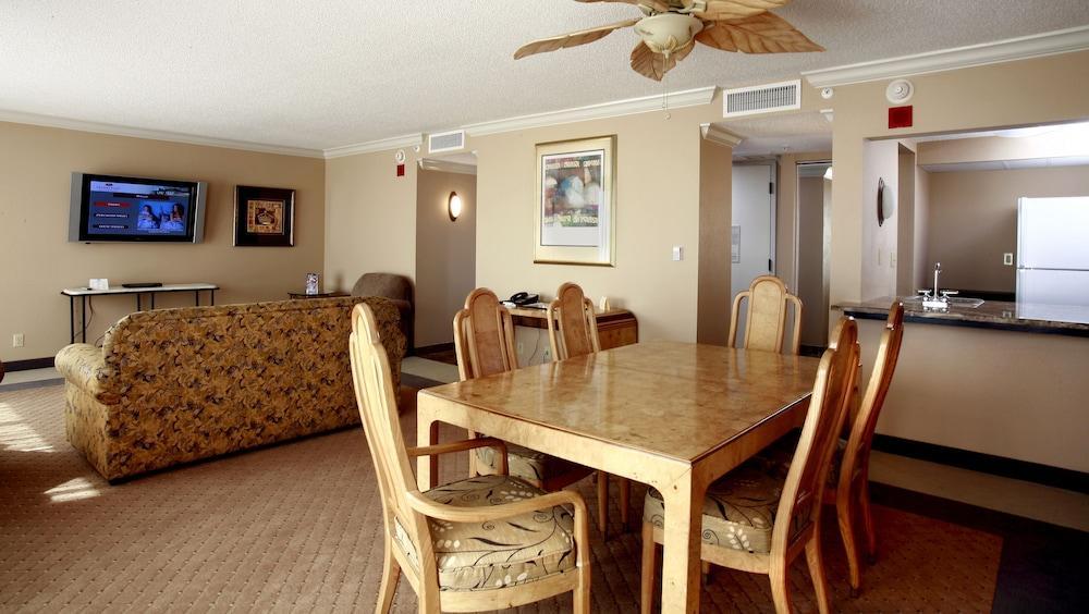 Crowne Plaza Pensacola Grand Otel Oda fotoğraf