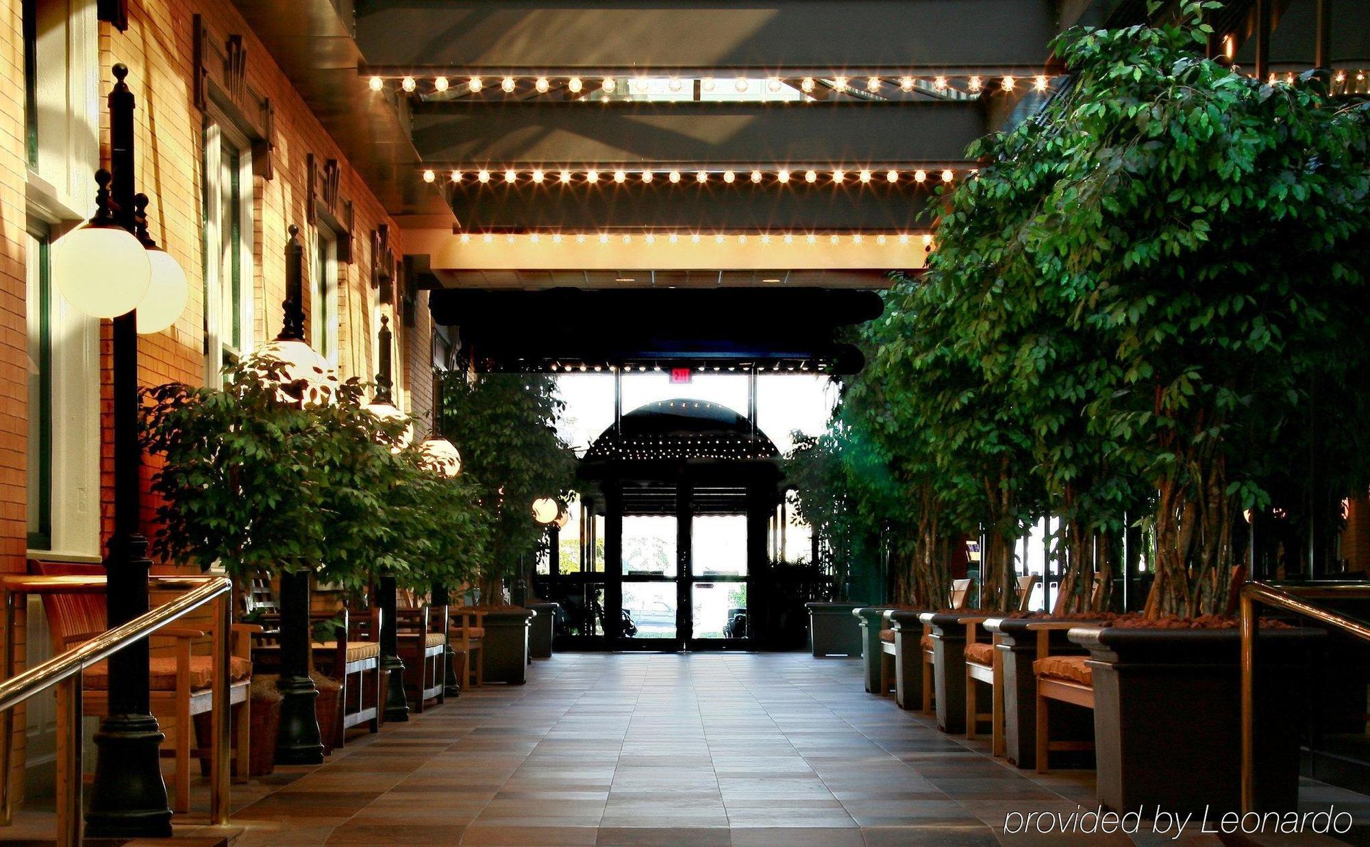 Crowne Plaza Pensacola Grand Otel Dış mekan fotoğraf