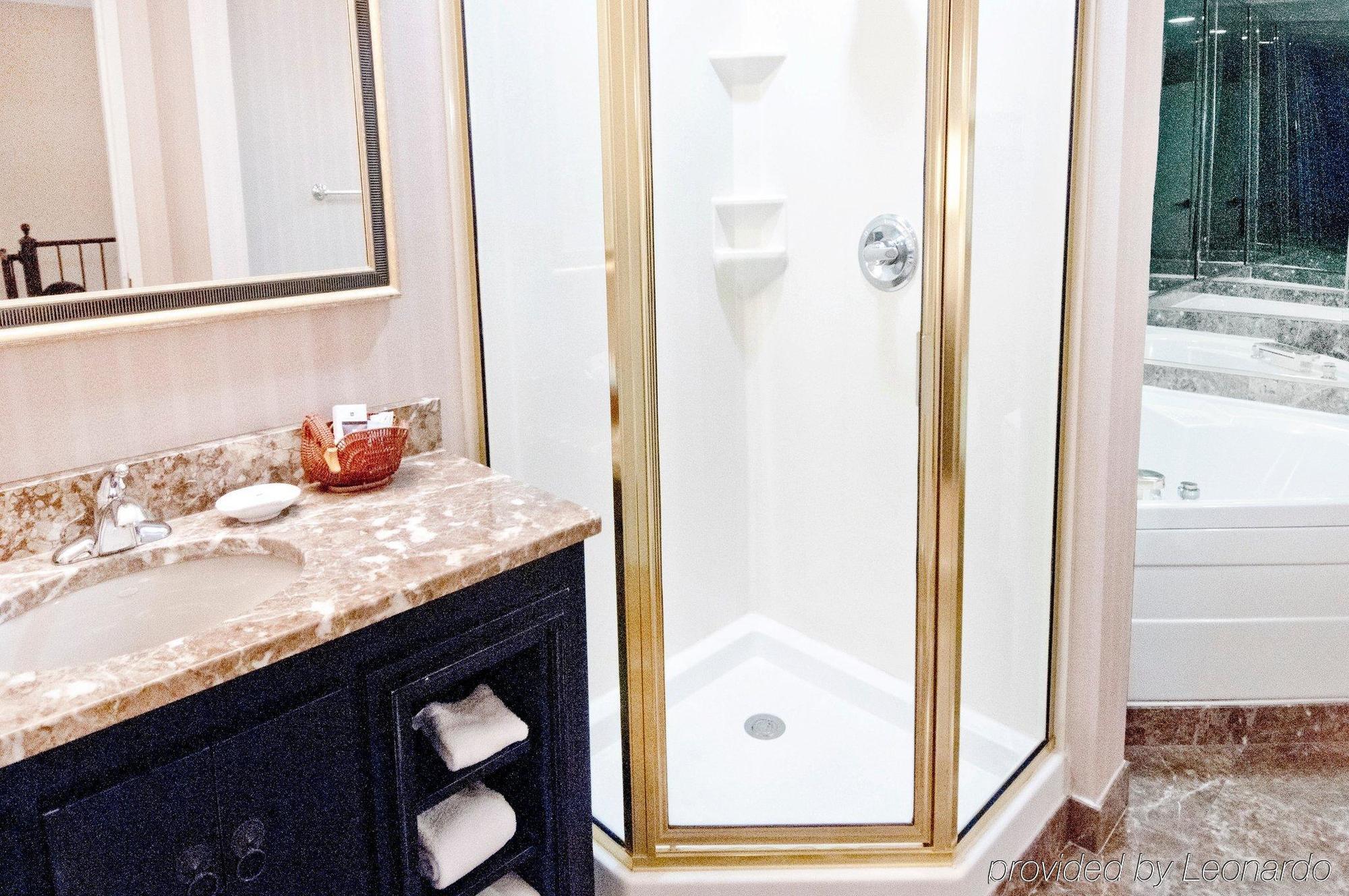 Crowne Plaza Pensacola Grand Otel Dış mekan fotoğraf