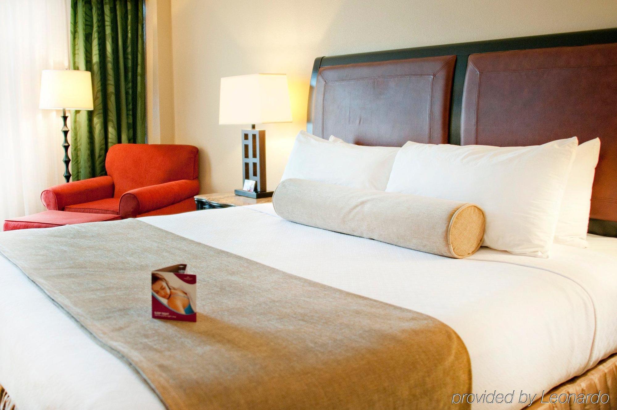 Crowne Plaza Pensacola Grand Otel Dış mekan fotoğraf