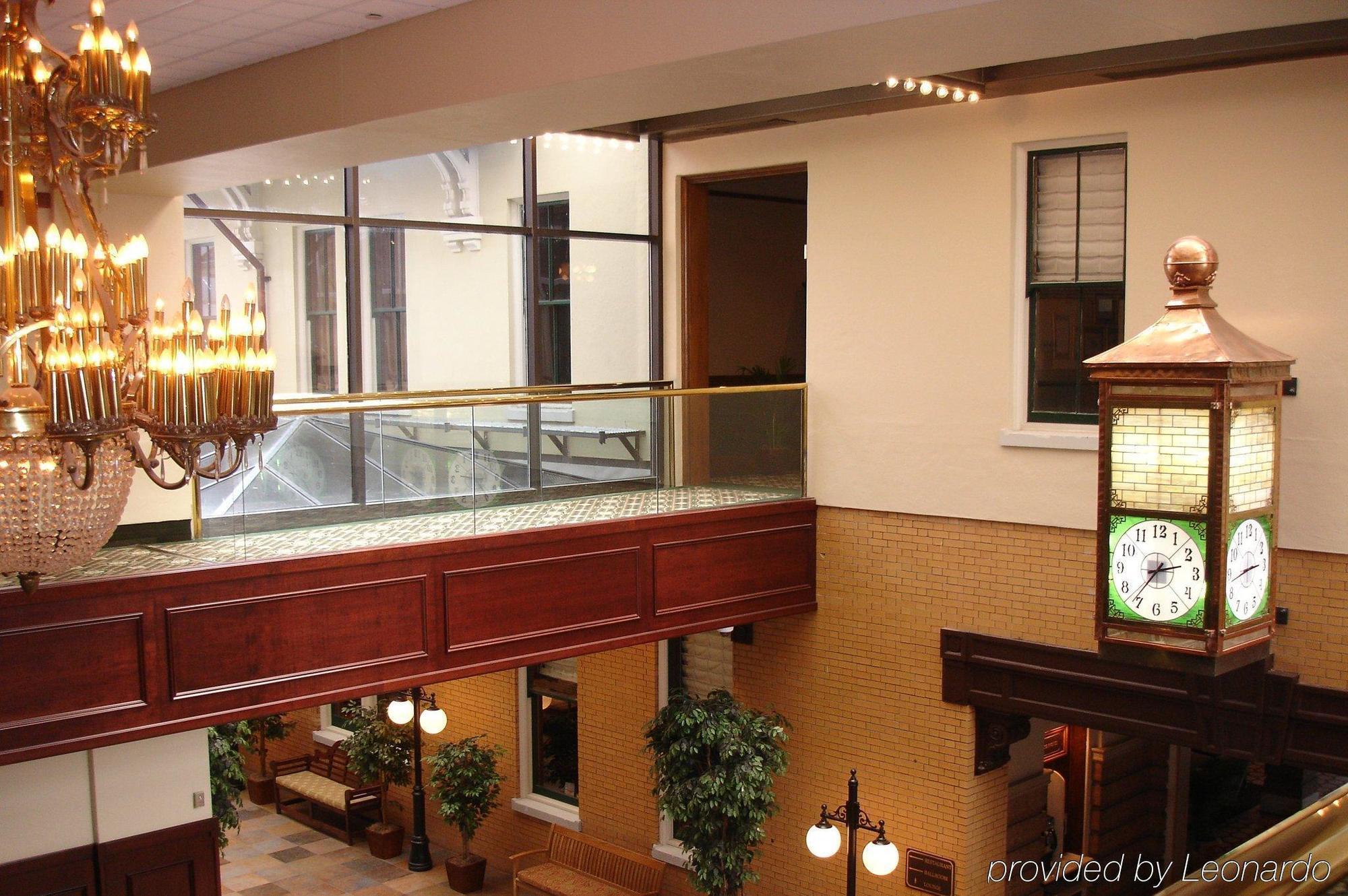 Crowne Plaza Pensacola Grand Otel İç mekan fotoğraf