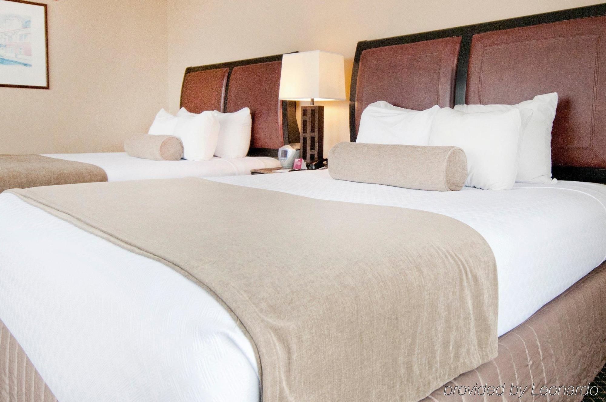 Crowne Plaza Pensacola Grand Otel Dış mekan fotoğraf