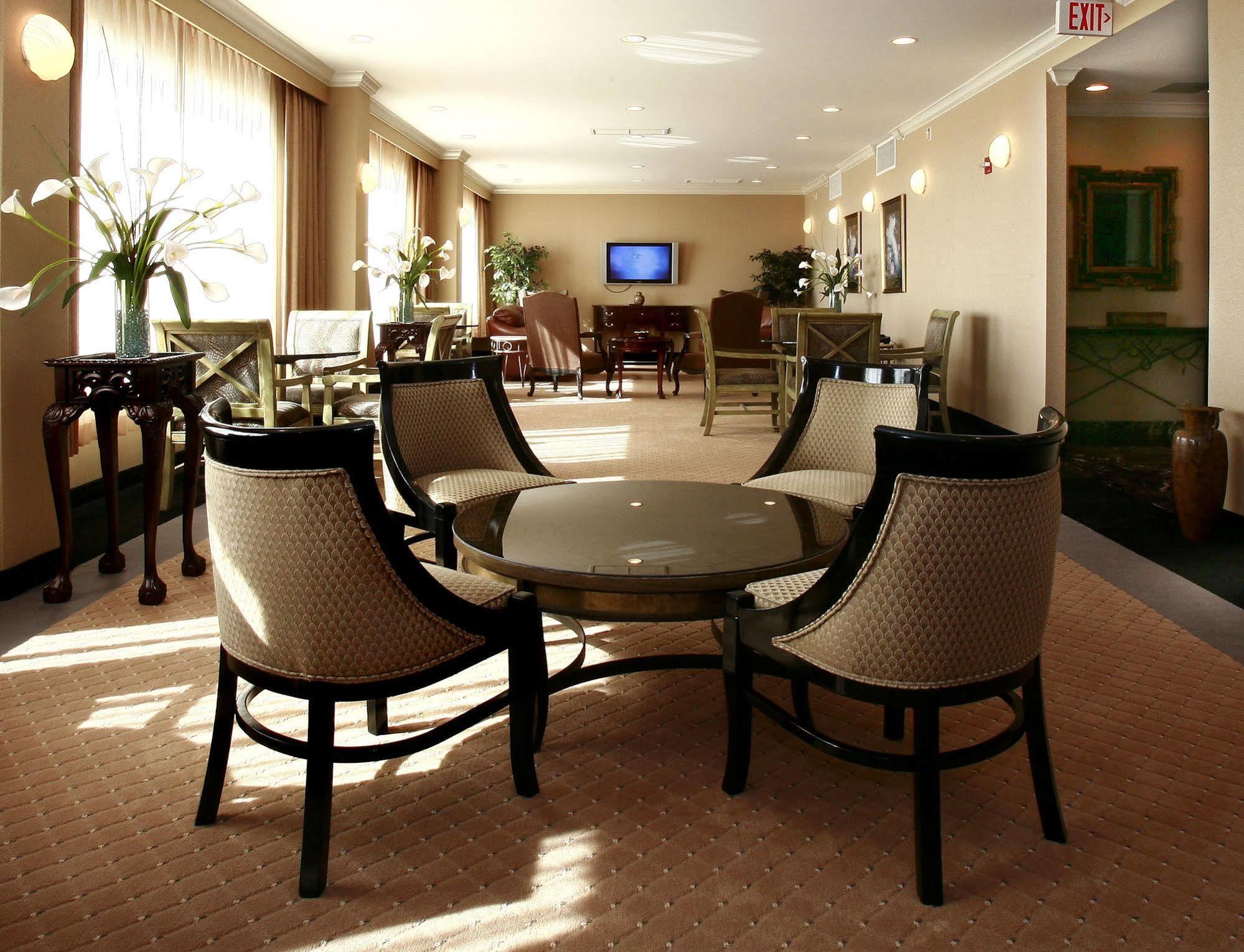 Crowne Plaza Pensacola Grand Otel Dış mekan fotoğraf