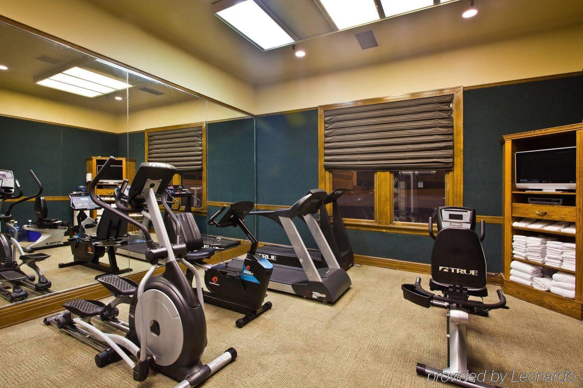 Crowne Plaza Pensacola Grand Otel Konforlar fotoğraf
